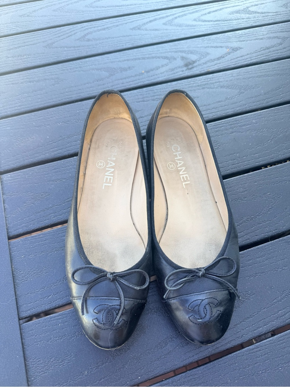 Chanel Black Leather Patent CC Cap Toe Bow Ballet Flats - Size 38
